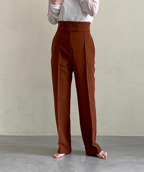 attrayant（アティロン）の「センタープレスハイウエストパンツ（スラックス・レディース・ブラック/ワインレッド/ブラウン・C/M）」の9枚目の写真