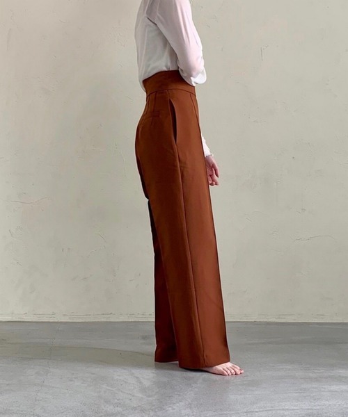 attrayant（アティロン）の「センタープレスハイウエストパンツ（スラックス・レディース・ブラック/ワインレッド/ブラウン・C/M）」の11枚目の写真