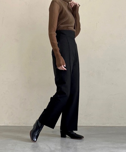 attrayant（アティロン）の「センタープレスハイウエストパンツ（スラックス・レディース・ブラック/ワインレッド/ブラウン・C/M）」の15枚目の写真