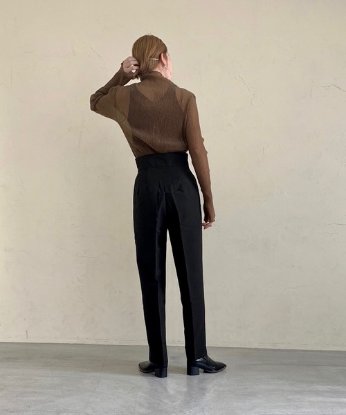 attrayant（アティロン）の「センタープレスハイウエストパンツ（スラックス・レディース・ブラック/ワインレッド/ブラウン・C/M）」の17枚目の写真