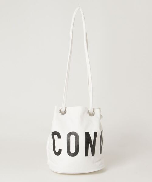 CONVERSE(コンバース)の「CONVERSE(コンバース) ラウンドロゴ キャンバス 巾着 ミニバッグ(ショルダーバッグ・メンズ・オフホワイト/ブラック/ネイビー/レッド/ブラウン/ホワイト・ONE SIZE)」の3枚目の写真