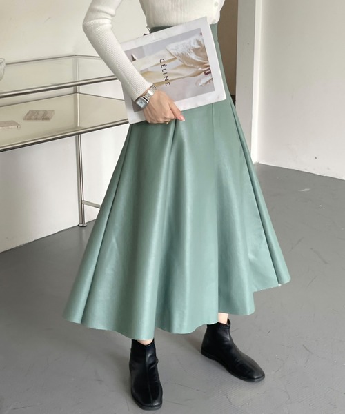 emi+（エミプラス）の「合成皮革/タックロングスカート（スカート・レディース・ブラウン/ブラック/ライトグリーン/ボルドー/モカ/ベージュ・L/S/M）」の19枚目の写真