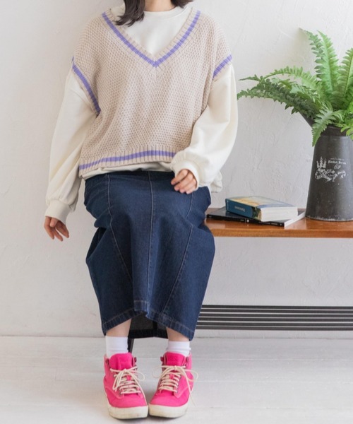 Mysa&Liina(ミーサリーナ)の「ライン入りショートベスト(ベスト・レディース・ベージュ/ネイビー/サックスブルー/ホワイト×ネイビー/ホワイト×パープル・M/L)」の21枚目の写真