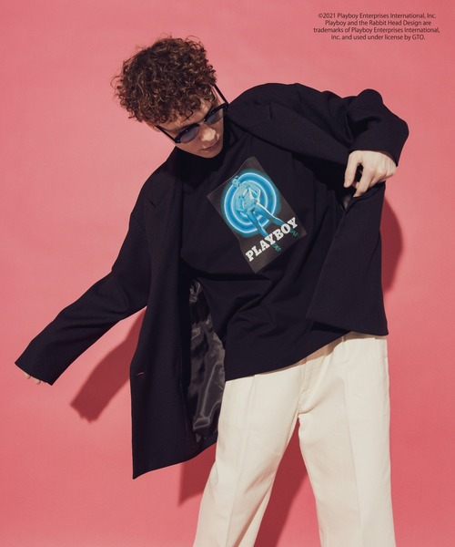 PLAYBOY(プレイボーイ)の「MR.OLIVE 別注 PLAYBOY(プレイボーイ) / TRON POSTER フォトTシャツ(Tシャツ/カットソー・メンズ・ブラック/オフホワイト・MEDIUM/LARGE/X-LARGE)」の19枚目の写真