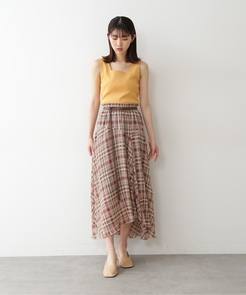 FREE'S MART（フリーズマート）の「◆スクエアネック総針ニットタンク（ニット/セーター・レディース・ホワイト/ブラック/ベージュ/レッド/イエロー・FREE）」の12枚目の写真