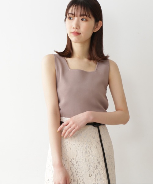 FREE'S MART（フリーズマート）の「◆スクエアネック総針ニットタンク（ニット/セーター・レディース・ホワイト/ブラック/ベージュ/レッド/イエロー・FREE）」の11枚目の写真