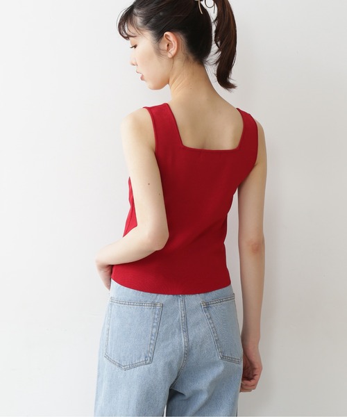 FREE'S MART（フリーズマート）の「◆スクエアネック総針ニットタンク（ニット/セーター・レディース・ホワイト/ブラック/ベージュ/レッド/イエロー・FREE）」の16枚目の写真