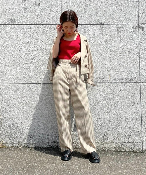 FREE'S MART（フリーズマート）の「◆スクエアネック総針ニットタンク（ニット/セーター・レディース・ホワイト/ブラック/ベージュ/レッド/イエロー・FREE）」の22枚目の写真