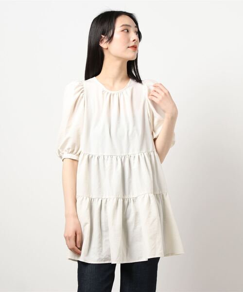 earth music&ecology（アースミュージックアンドエコロジー）の「バックリボンティアードチュニック ＊（Tシャツ/カットソー・レディース・オフホワイト/モカ/ラベンダー・FREE）」の14枚目の写真