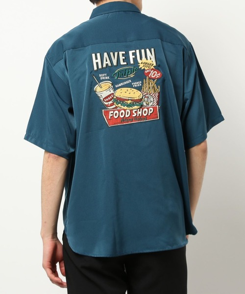 SPINNS（スピンズ）の「【ゆったりシルエット】JUNKFOODバック刺繍シャツ（シャツ/ブラウス・メンズ・ダークグリーン/その他/ブルーグリーン・M/L）」の21枚目の写真