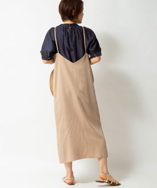 NOLLEY’S Sophi（ノーリーズソフィ）の「麻混サテンキャミワンピース（ワンピース・レディース・カーキ/ベージュ・38）」の7枚目の写真