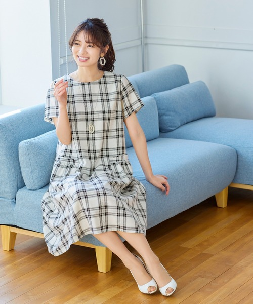 Tiaclasse(ティアクラッセ)の「麻調素材を使用した、サイドポケットワンピース(ワンピース・レディース・ネイビー/ミント/ホワイト系その他/グレー系その他・M/L)」の11枚目の写真
