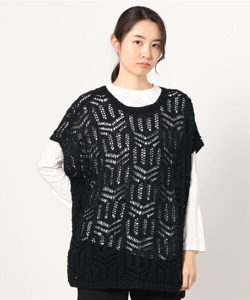 Per sist ence(パーシエンス)の「Per sist ence/パーシエンス テープヤーン 2WAYノースリーブニット(ニット/セーター・レディース・ベージュ/アイボリー/ブラック・FREE)」の6枚目の写真