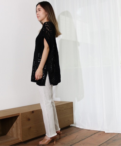 Per sist ence(パーシエンス)の「Per sist ence/パーシエンス テープヤーン 2WAYノースリーブニット(ニット/セーター・レディース・ベージュ/アイボリー/ブラック・FREE)」の17枚目の写真