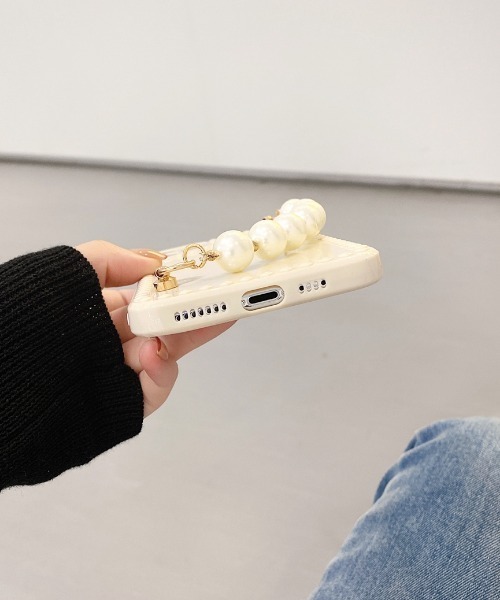 MANGROVE（マングローブ）の「パールストラップ ハートデザインiPhoneケース（スマホケース/カバー・レディース・ホワイト・D/A/B/E/C/F）」の3枚目の写真