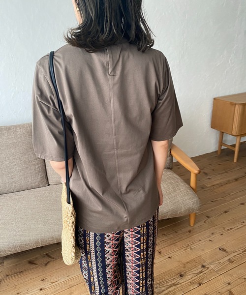 ReNorm（リノーム）の「モックネックストレートTシャツ（Tシャツ/カットソー・レディース・ブラック/ブラウン/グリーン・M/S）」の10枚目の写真