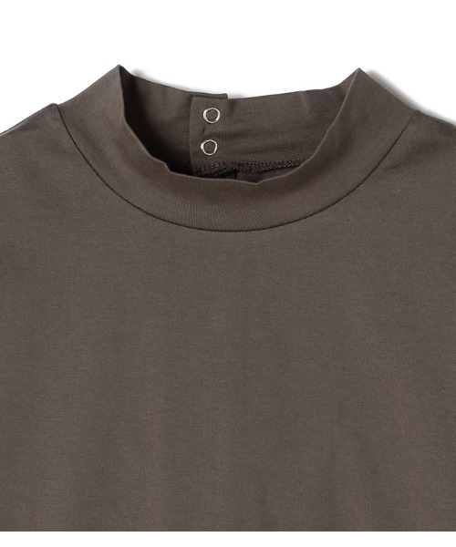 ReNorm（リノーム）の「モックネックストレートTシャツ（Tシャツ/カットソー・レディース・ブラック/ブラウン/グリーン・M/S）」の21枚目の写真