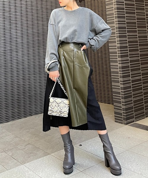 SPIRALGIRL(スパイラルガール)の「サイドプリーツアシメロングスカート(スカート・レディース・カーキ/モカ・SMALL/MEDIUM)」の12枚目の写真