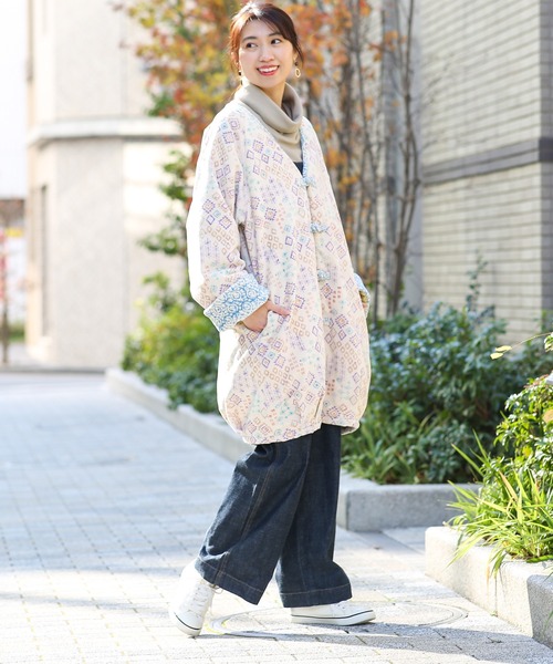 チチカカ(チチカカ)の「エコフレンドリーダイ ベロアキカブロックプリントブルゾン(ノーカラーコート・レディース・オレンジ/ブルー・FREE)」の3枚目の写真