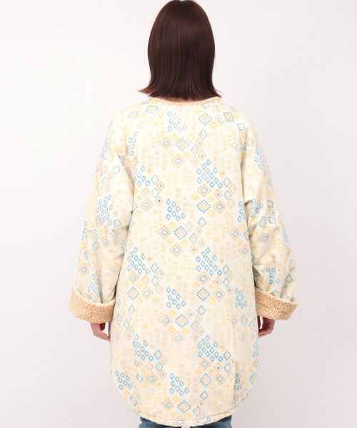 チチカカ(チチカカ)の「エコフレンドリーダイ ベロアキカブロックプリントブルゾン(ノーカラーコート・レディース・オレンジ/ブルー・FREE)」の15枚目の写真