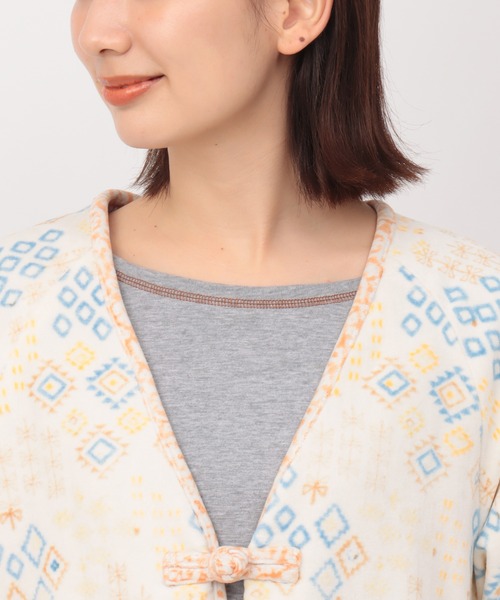 チチカカ(チチカカ)の「エコフレンドリーダイ ベロアキカブロックプリントブルゾン(ノーカラーコート・レディース・オレンジ/ブルー・FREE)」の17枚目の写真