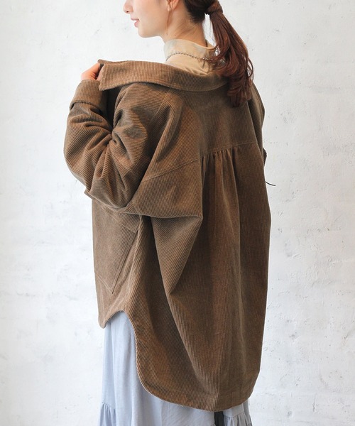 Crisp(クリスプ)の「コーデュロイオーバージャケット(テーラードジャケット・レディース・ブラウン/アイボリー・FREE)」の6枚目の写真