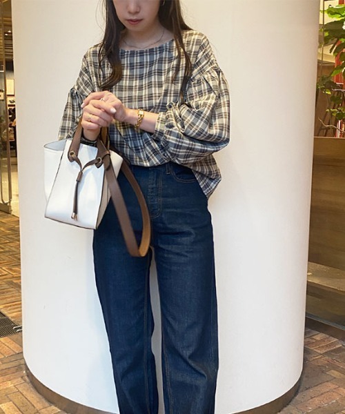 KOBE LETTUCE（コウベレタス）の「バルーンスリーブプルブラウス（シャツ/ブラウス・レディース・ブラック/ブラック系その他/ピンク/ネイビー/オフホワイト/モスグリーン・FREE）」の11枚目の写真