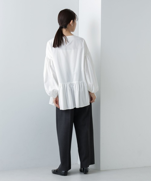 NANO universe（ナノユニバース）の「WEB限定/ペプラム切り替えチュニックブラウス 長袖（シャツ/ブラウス・レディース・ラベンダー/オフホワイト/ブラック・マルチサイズ）」の10枚目の写真