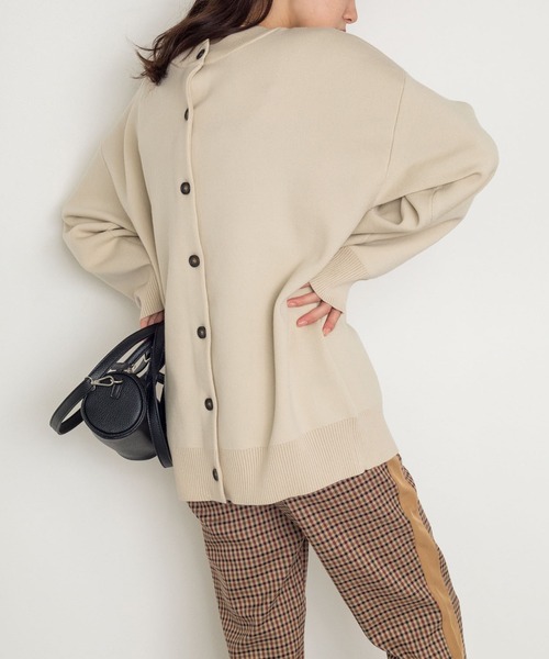 w closet（ダブルクローゼット）の「12Gポリニジュウスカーディガン（カーディガン/ボレロ・レディース・パープル/オフホワイト/グリーン/ダークブラウン系1・FREE）」の2枚目の写真