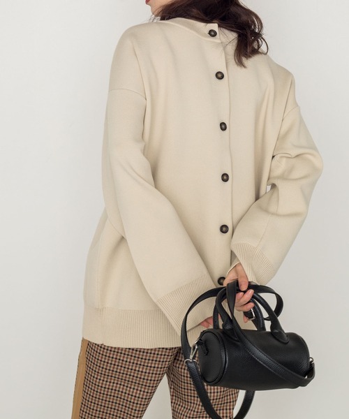 w closet（ダブルクローゼット）の「12Gポリニジュウスカーディガン（カーディガン/ボレロ・レディース・パープル/オフホワイト/グリーン/ダークブラウン系1・FREE）」の8枚目の写真