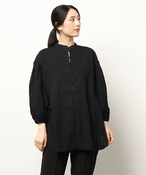 Samansa Mos2 blue（サマンサモスモスブルー）の「ボイルボリューム袖ブラウス（シャツ/ブラウス・レディース・ブラック/ブルー/ライトベージュ・ﾌﾘ-）」の2枚目の写真