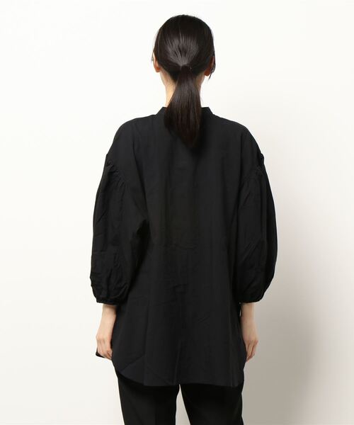 Samansa Mos2 blue（サマンサモスモスブルー）の「ボイルボリューム袖ブラウス（シャツ/ブラウス・レディース・ブラック/ブルー/ライトベージュ・ﾌﾘ-）」の4枚目の写真