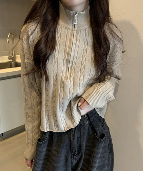 Mayree(メイリー)の「【Mayree】ケーブルデザインハーフジップニット 2021AW(ニット/セーター・レディース・ホワイト/ブラック/ベージュ/ネイビー・FREE)」の21枚目の写真