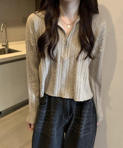 Mayree(メイリー)の「【Mayree】ケーブルデザインハーフジップニット 2021AW(ニット/セーター・レディース・ホワイト/ブラック/ベージュ/ネイビー・FREE)」の16枚目の写真