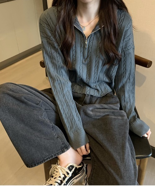 Mayree(メイリー)の「【Mayree】ケーブルデザインハーフジップニット 2021AW(ニット/セーター・レディース・ホワイト/ブラック/ベージュ/ネイビー・FREE)」の12枚目の写真