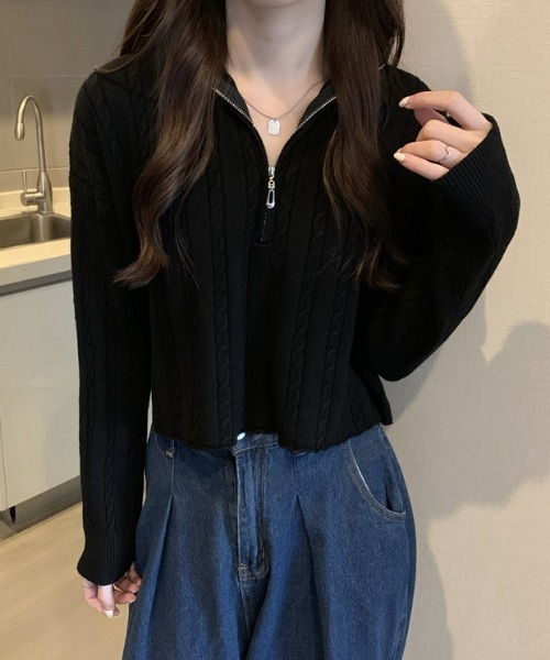 Mayree(メイリー)の「【Mayree】ケーブルデザインハーフジップニット 2021AW(ニット/セーター・レディース・ホワイト/ブラック/ベージュ/ネイビー・FREE)」の14枚目の写真