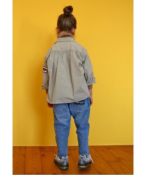 GROOVY COLORS（グルービーカラーズ）の「ムライトデニム ツイスト ロングパンツ（デニムパンツ・キッズ・ネイビー/ブルー・140/130）」の6枚目の写真