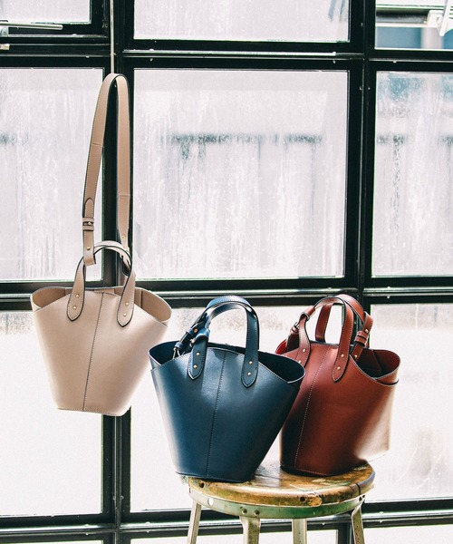 Andemiu（アンデミュウ）の「マルチＷＡＹトートバッグ238234（ショルダーバッグ・レディース・ベージュ/ブラウン/ブルー・FREE）」の4枚目の写真