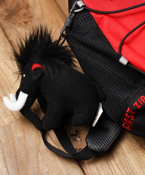 Mammut（マムート）の「【66】【 MAMMUT （マムート）】FIRST ZIP 4L（バックパック/リュック・キッズ・ピンク/ブルー/ブラック系その他/ブラック系その他2/その他/グリーン/ピンク系その他/ブラック系その他3/オレンジ系その他/ブルー系その他・FREE）」の16枚目の写真