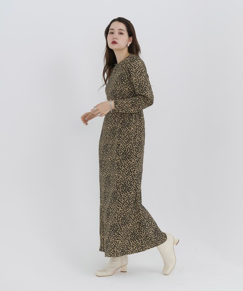 TINA：JOJUN（ティーナジョジュン）の「パフスリーブ ワンピース TINA：JOJUN（ワンピース・レディース・ベージュ/ネイビー/マスタード・S/M）」の12枚目の写真