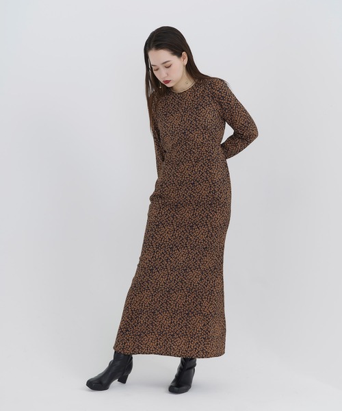 TINA：JOJUN（ティーナジョジュン）の「パフスリーブ ワンピース TINA：JOJUN（ワンピース・レディース・ベージュ/ネイビー/マスタード・S/M）」の6枚目の写真