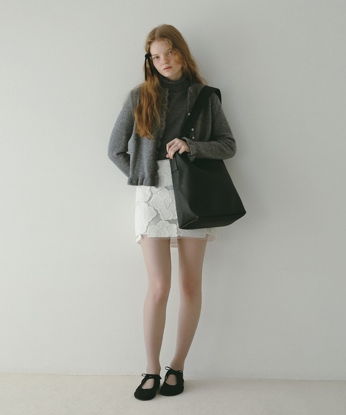 EFOLE（エフォル）の「Wide belt shoulder bag / ワイドベルト ショルダーバッグ（ショルダーバッグ・レディース・ブラック/チョコ/グレイッシュベージュ/アイボリー・FREE）」の18枚目の写真