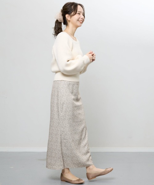 flower（フラワー）の「flower × Stylist ERIKO フラッフィービッグシュシュ（シュシュ・レディース・グレー/ベージュ・FREE）」の4枚目の写真