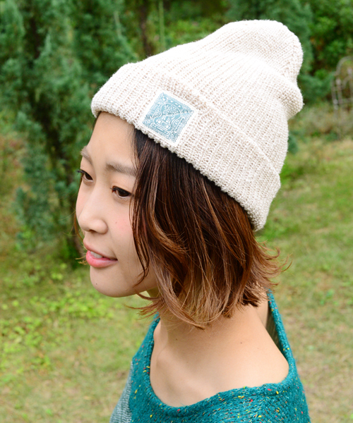 チャイハネ（チャイハネ）の「【チャイハネ】シンプルニットキャップ（ニットキャップ/ビーニー・レディース・パープル/グリーン/イエロー/ネイビー/レッド/ベージュ/ブラック/ターコイズブルー/オレンジ・FREE）」の3枚目の写真