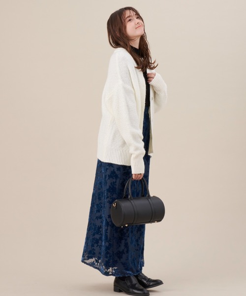 NEUNA（ヌナ）の「ベロアサテンジャガード/タイトロングスカート（スカート・レディース・グリーン/ブラック/ブルー・FREE）」の19枚目の写真