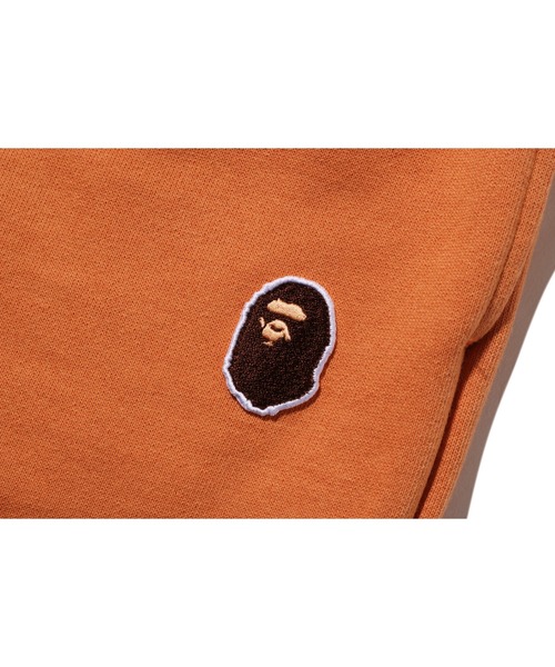 A BATHING APE(アベイシングエイプ)の「MULTI FONTS SWEAT PANTS JR C(スウェットパンツ・キッズ・ブラック/サックスブルー/オレンジ・150/160)」の5枚目の写真