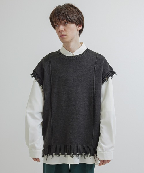 JUNRED(ジュンレッド)の「【トレンドアイテム】ダメージルーズニットベスト(ベスト・メンズ・チャコールグレー/ベージュ系その他/グリーン系その他・S/M/L)」の5枚目の写真