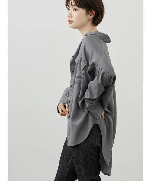 AMERICAN HOLIC（アメリカンホリック）の「Wポケットワイドシャツ（シャツ/ブラウス・レディース・チャコールグレー/ライトベージュ・M/L）」の8枚目の写真