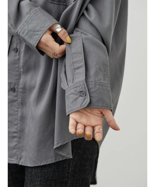 AMERICAN HOLIC（アメリカンホリック）の「Wポケットワイドシャツ（シャツ/ブラウス・レディース・チャコールグレー/ライトベージュ・M/L）」の12枚目の写真