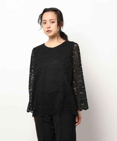 BELLUNA PLUS(ベルーナ)の「BELLUNA FORMAL 洗えるレースデザインブラウス(シャツ/ブラウス・レディース・ブラック/オフホワイト・MEDIUM/LARGE/X-LARGE)」の3枚目の写真